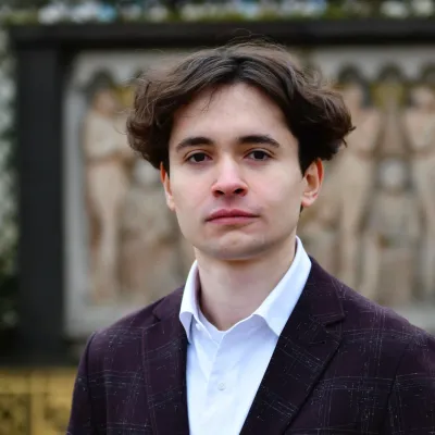 Porträt von Farouk Bouchiki