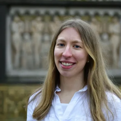 Porträt von Lea Küster