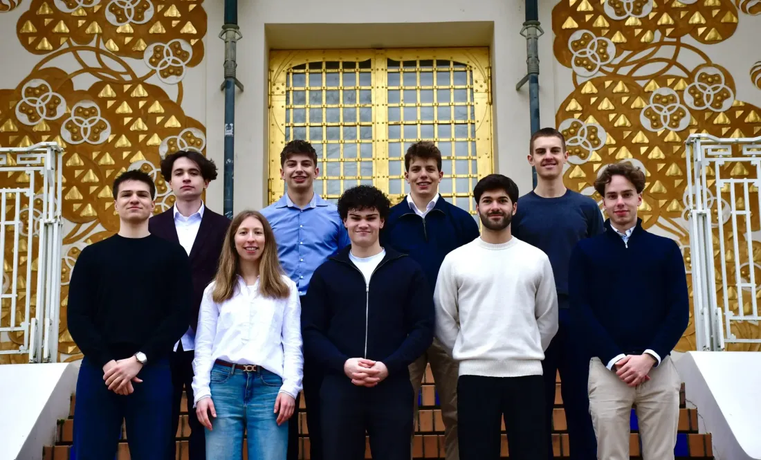Gruppenfoto von Vorstand und Beirat des Börsen-Teams